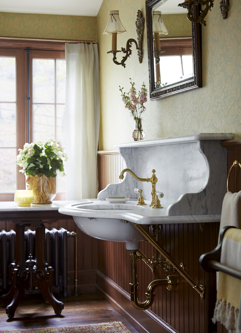 Split Rock Manor Sink