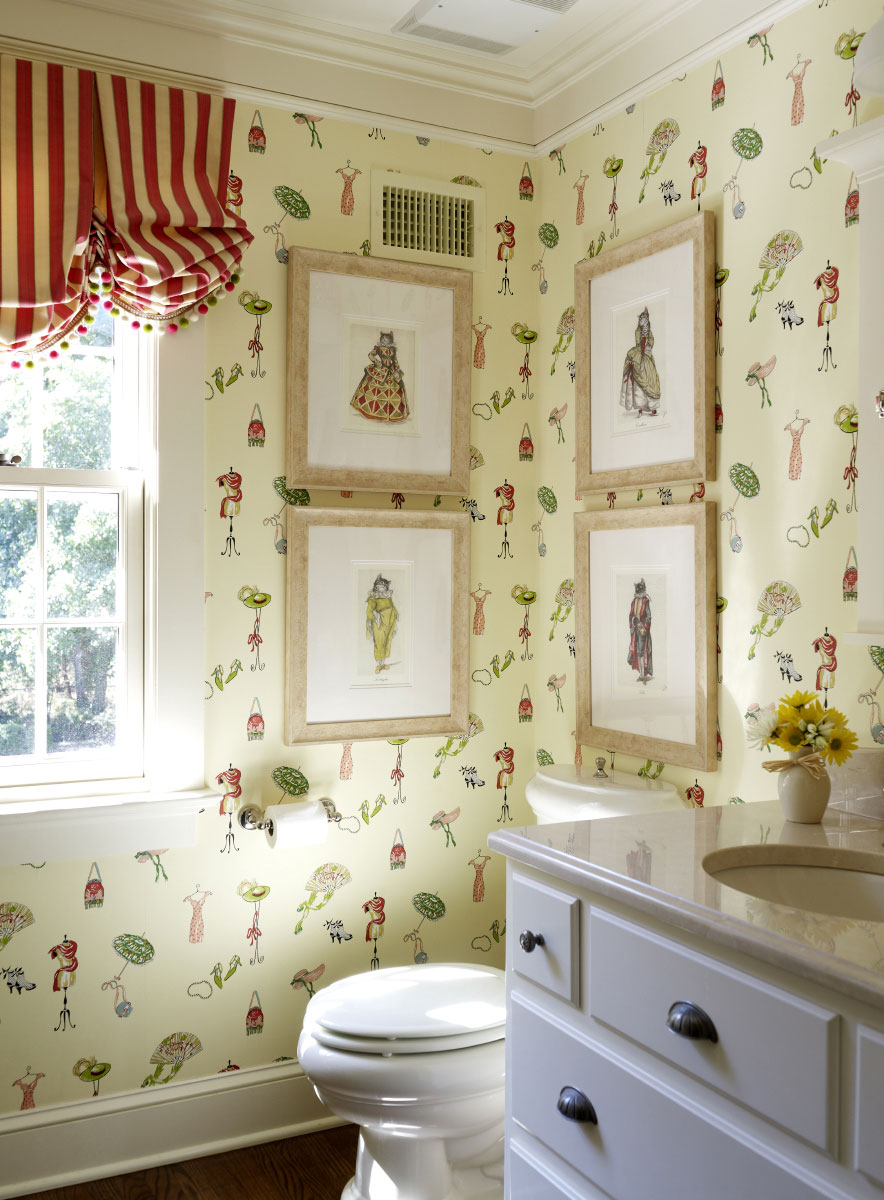 New England Residence - Kids Bathroom